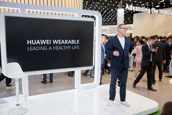 MWC 2024直击丨华为举办全新展台活动，现场精彩纷呈